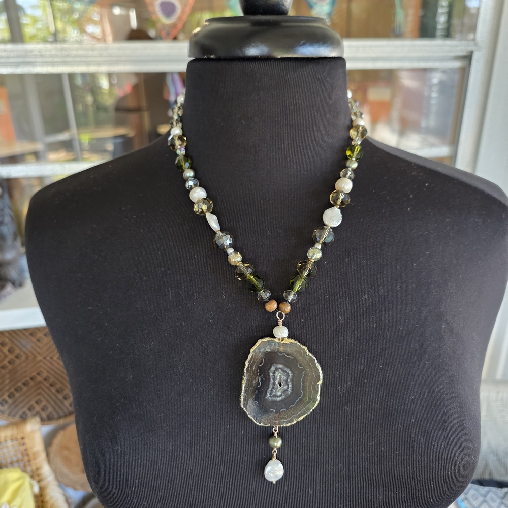 Artisan Agate Geode Slice Pendant Necklace Pearl & Crystal Beads Boho Chic
